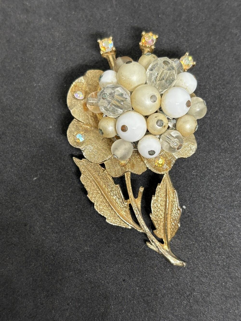 Vintage Coro Golden Tone Leaf Flower Floral Bead Pearl Bouquet Brooch Pin 2.5”